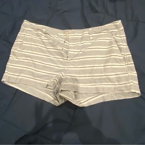 Gap shorts with blue stripes